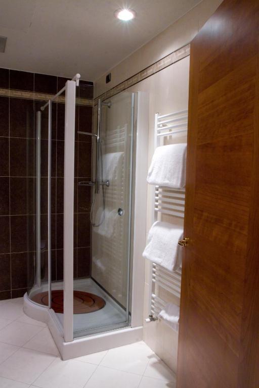 Hm Motelhotel Castellazzo Bormida Szoba fotó